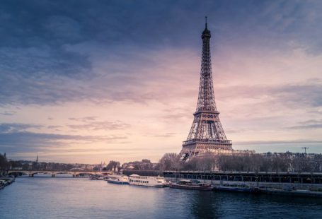 Landmark - Eiffel Tower, Paris France